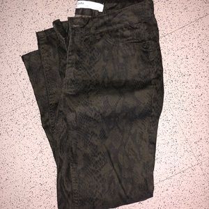 Zara Coated snakeprint pants 28 NWOT